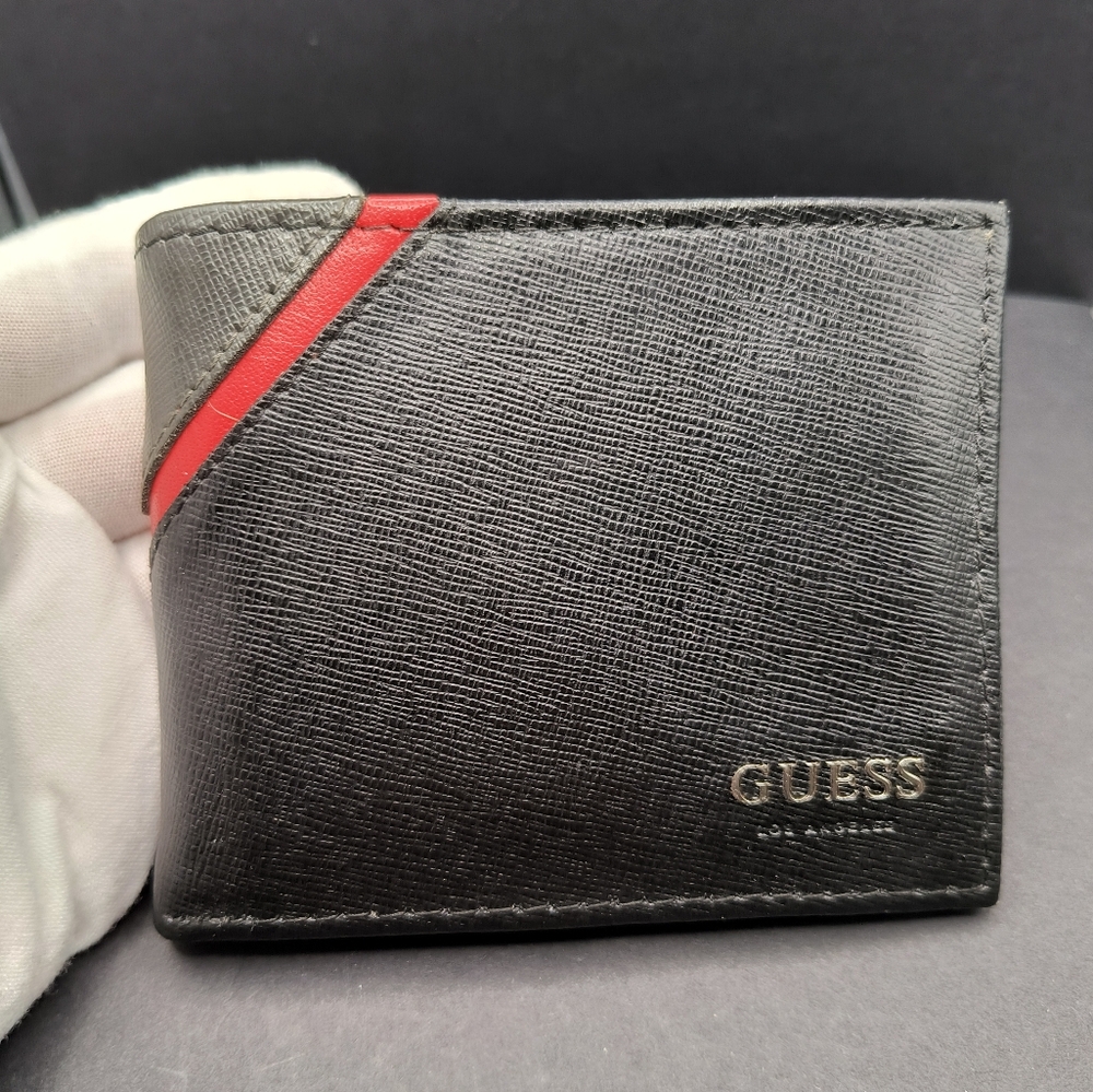 Guess Wallet Leather ✨ Like New